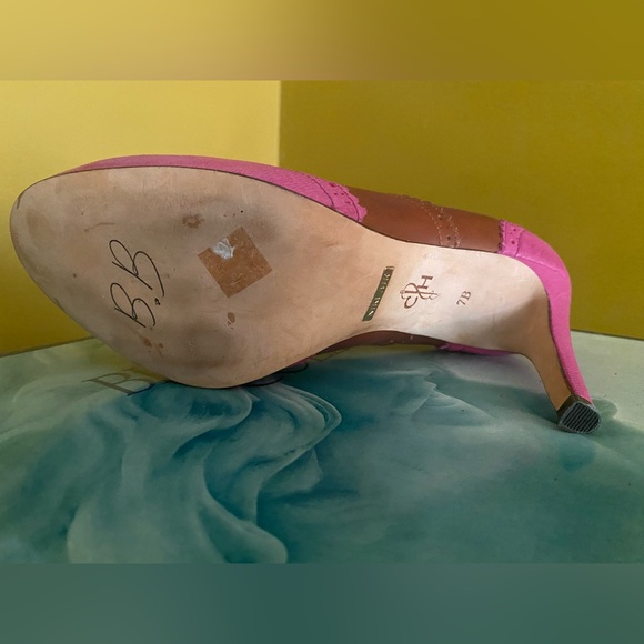 Cole Hann Heels - Picture 5 of 5